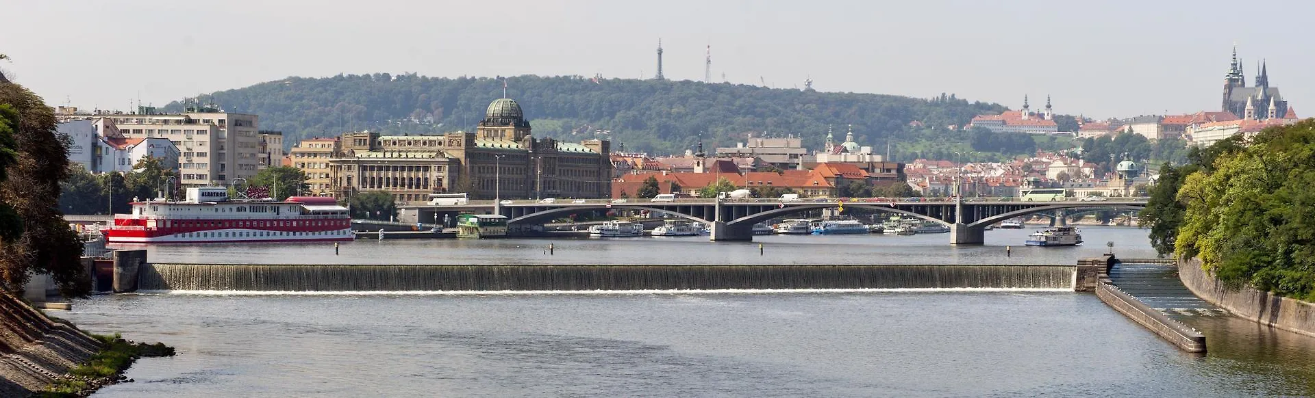 ***  Botel Albatros Prag Çek Cumhuriyeti